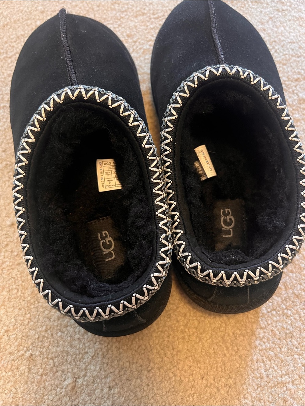 UGG Tasman II Slipper in Black Suede women’s 7 - Picture 6 of 7